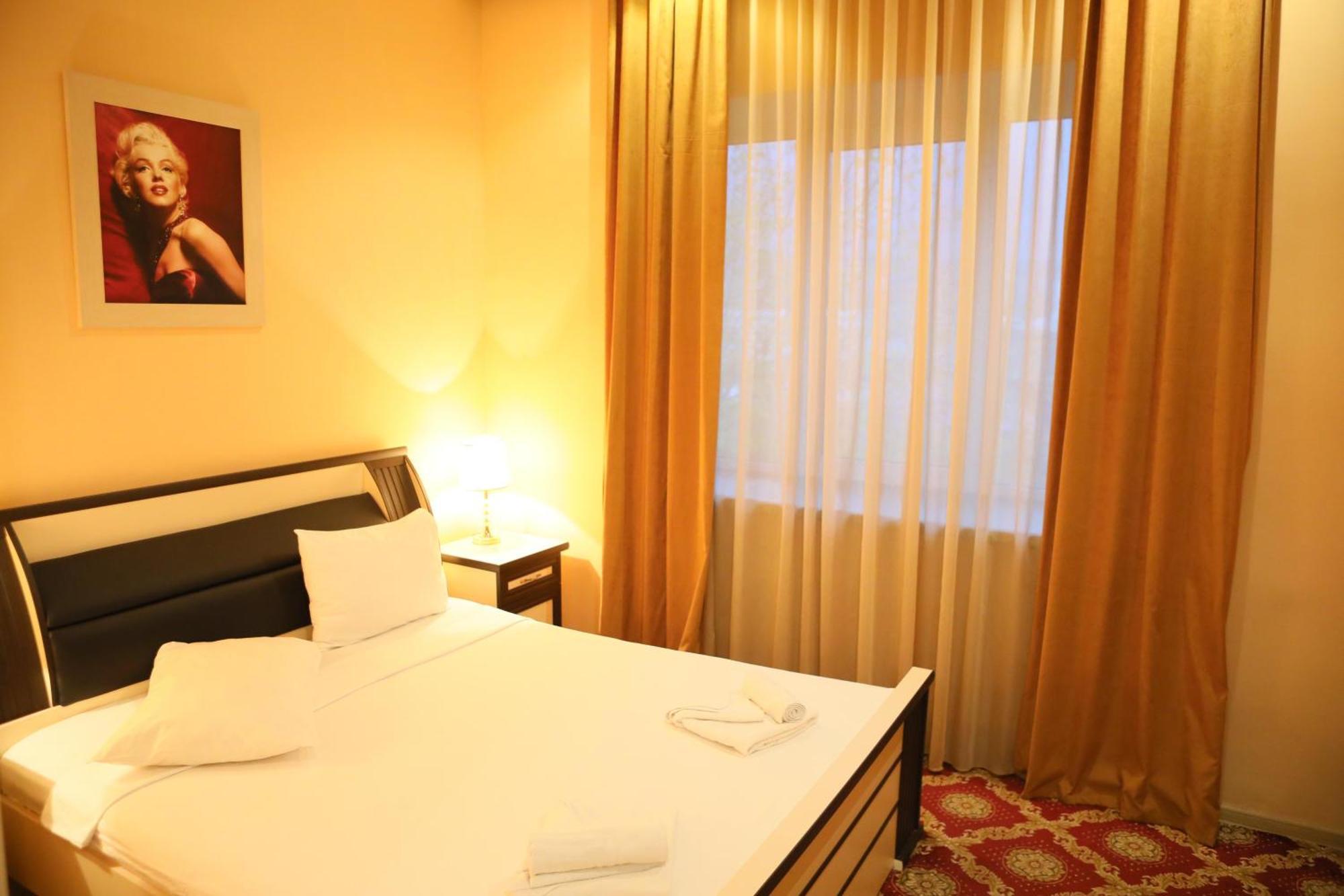 Elko Hotel Jereván Kültér fotó